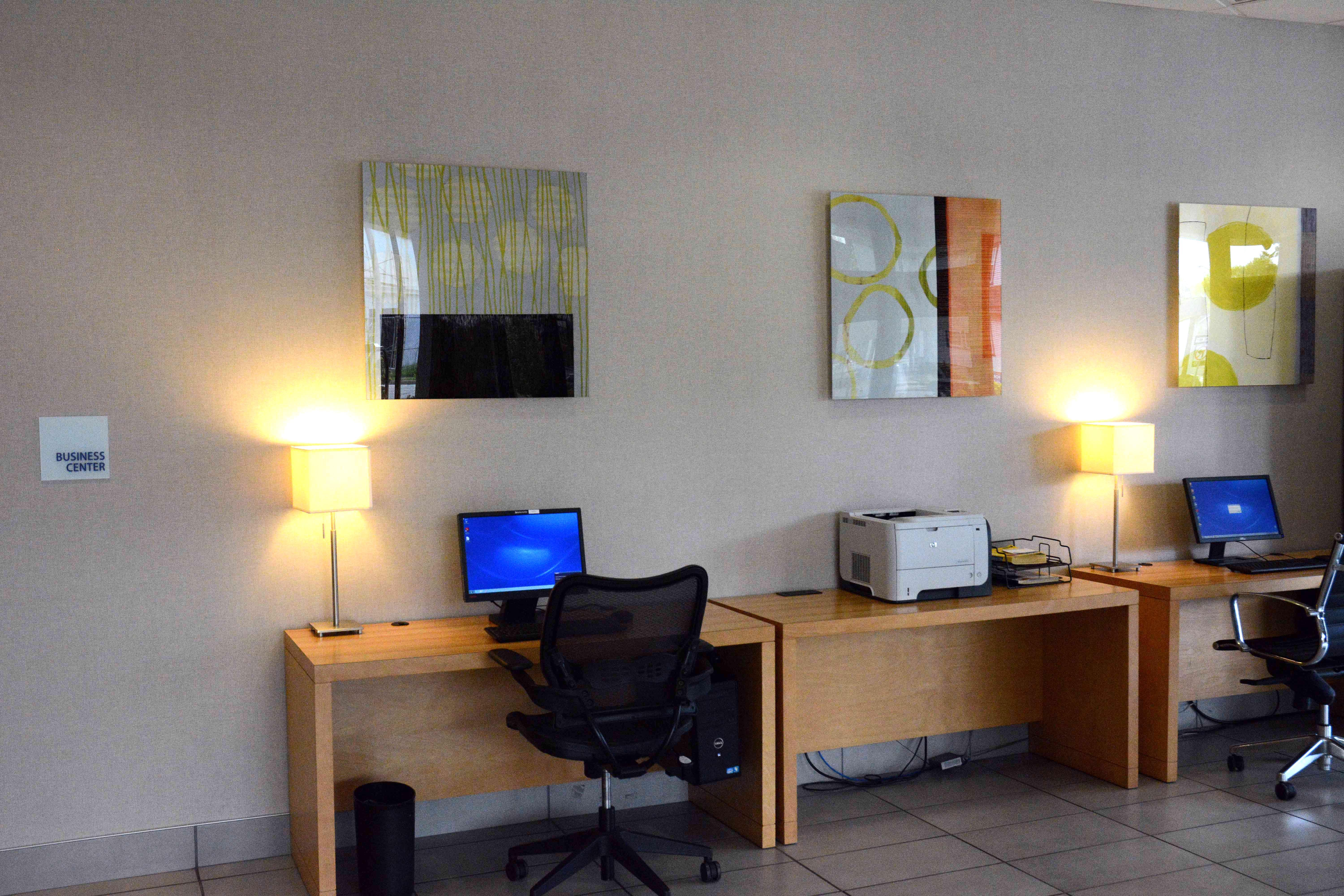 Holiday Inn Express Stamford, An Ihg Hotel المظهر الخارجي الصورة