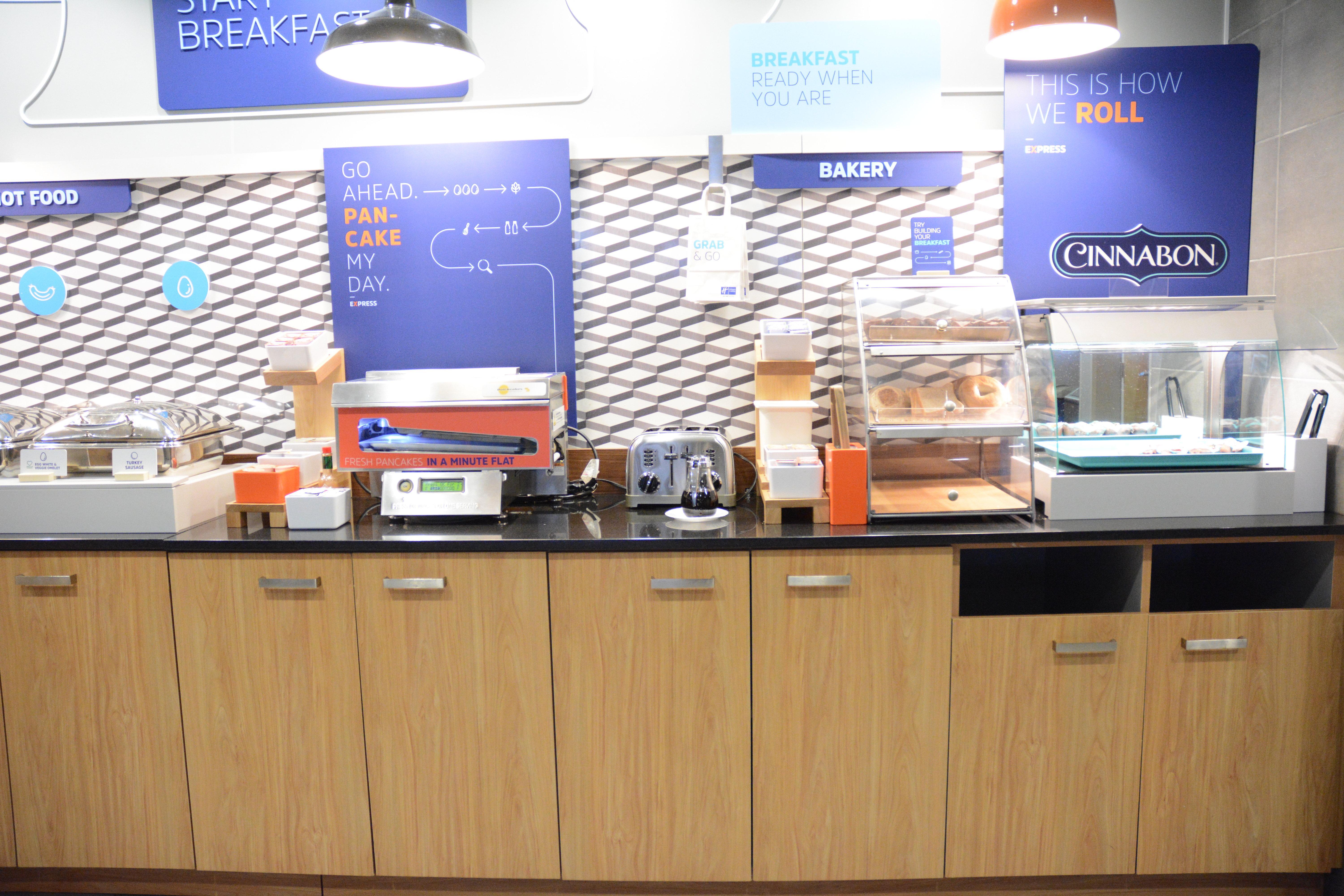 Holiday Inn Express Stamford, An Ihg Hotel المظهر الخارجي الصورة