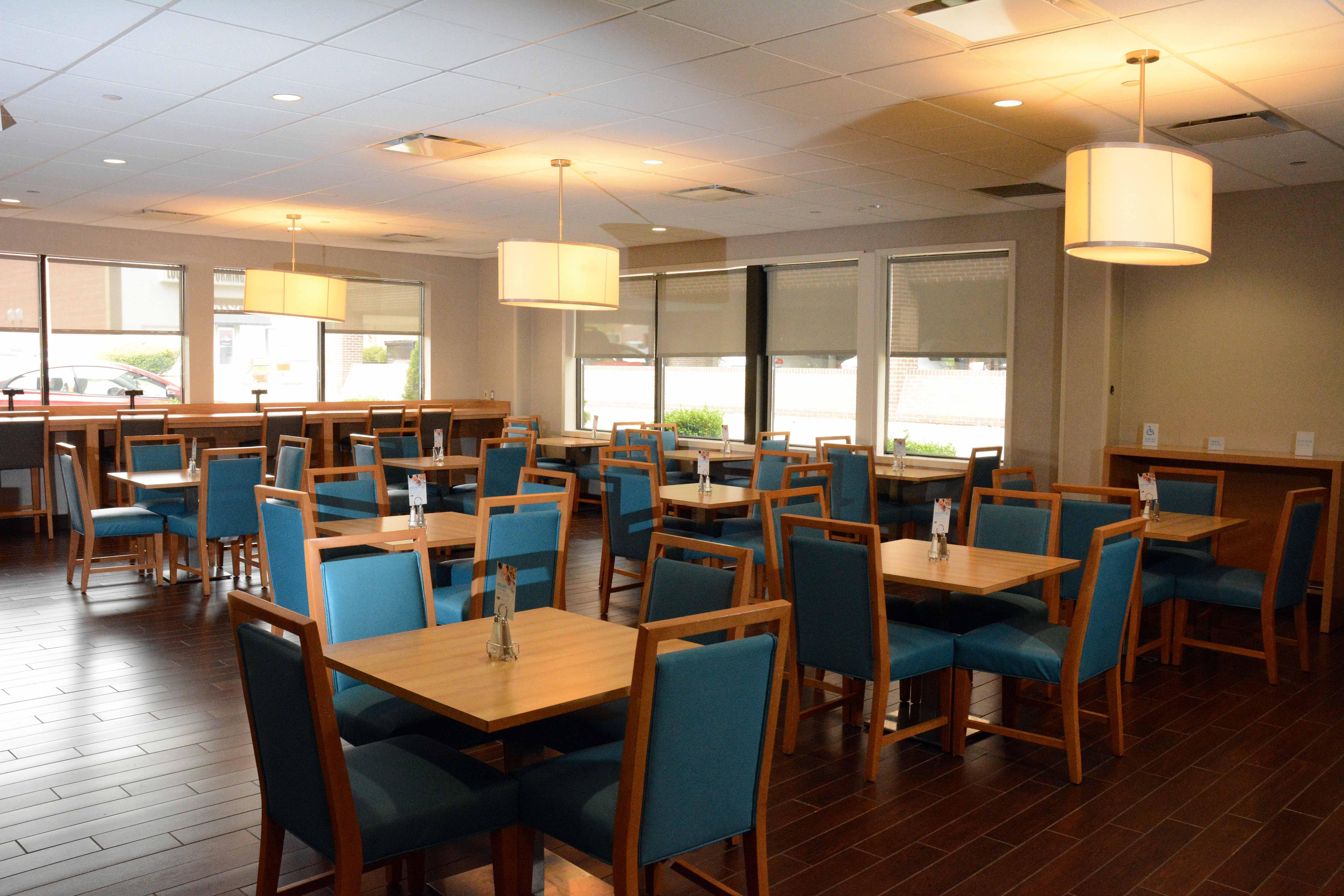 Holiday Inn Express Stamford, An Ihg Hotel المظهر الخارجي الصورة