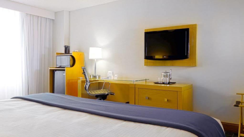 Holiday Inn Express Stamford, An Ihg Hotel المظهر الخارجي الصورة